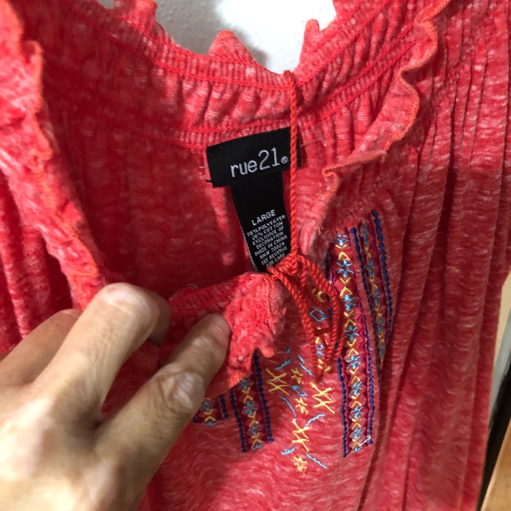 Blouse - Picture 5 of 6